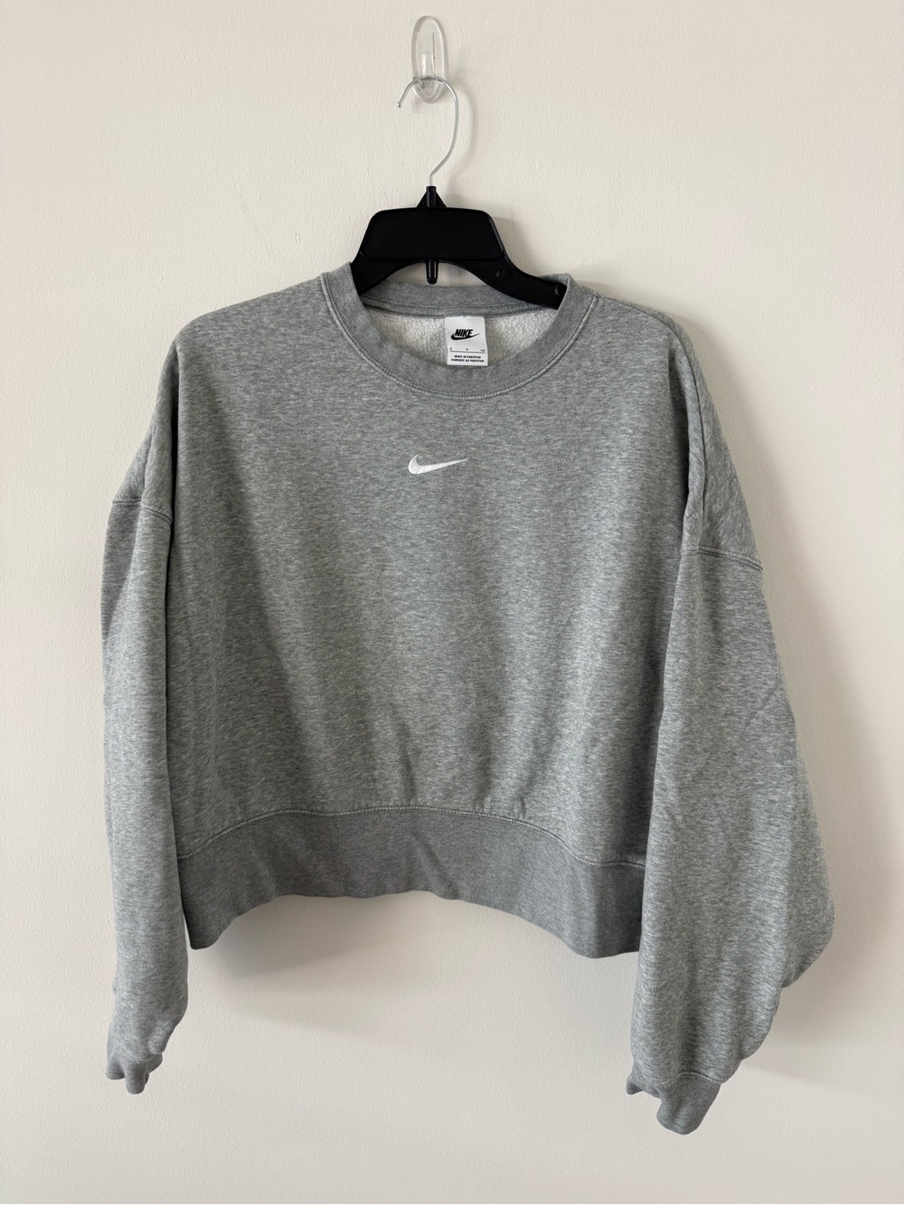 Nike Cropped Oversized Crew Sweatshirt - Picture 2 of 5